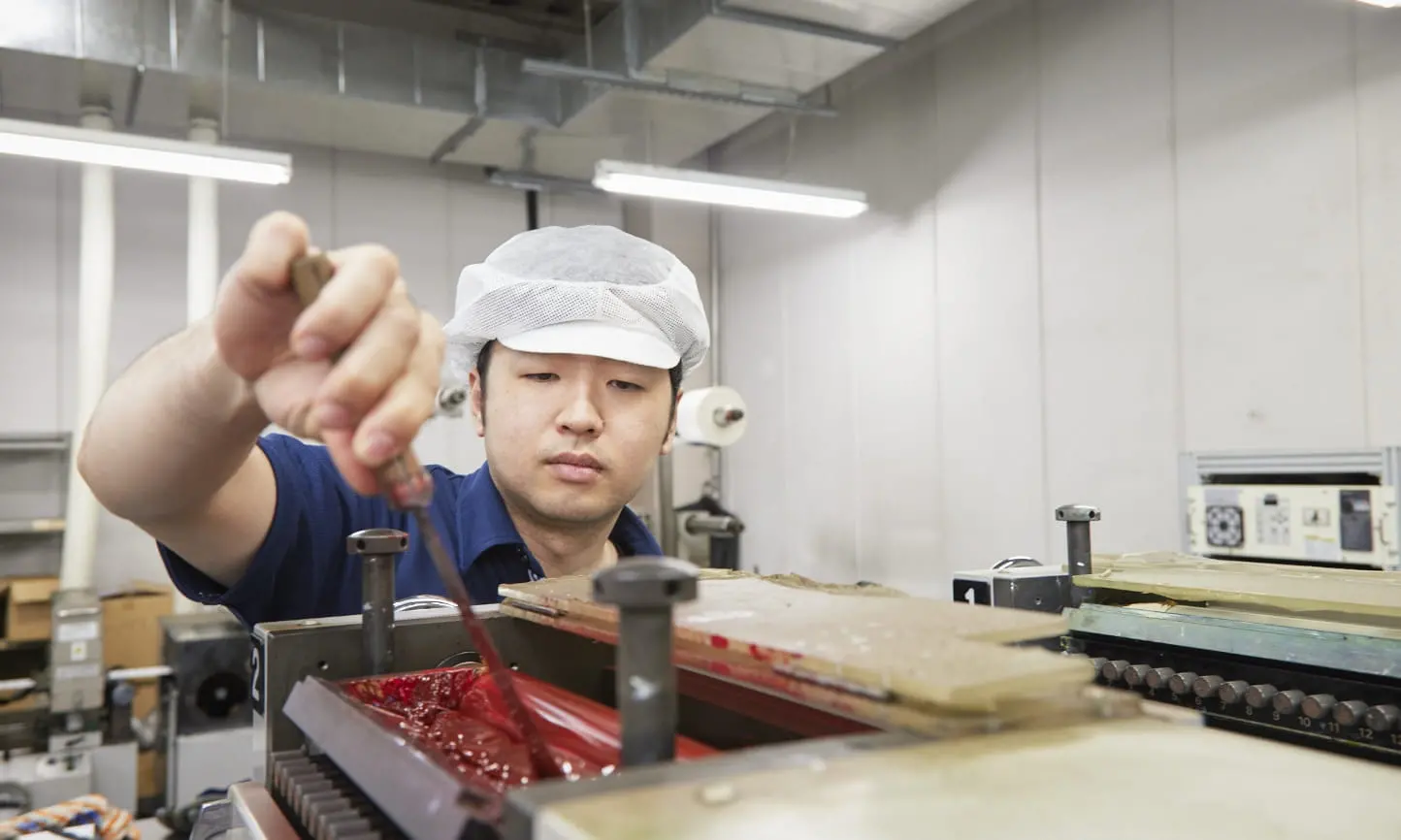 仕事をしている男性